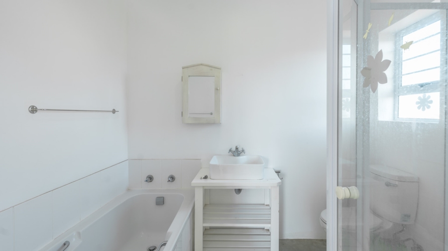 To Let 2 Bedroom Property for Rent in Oceanview Heights Western Cape